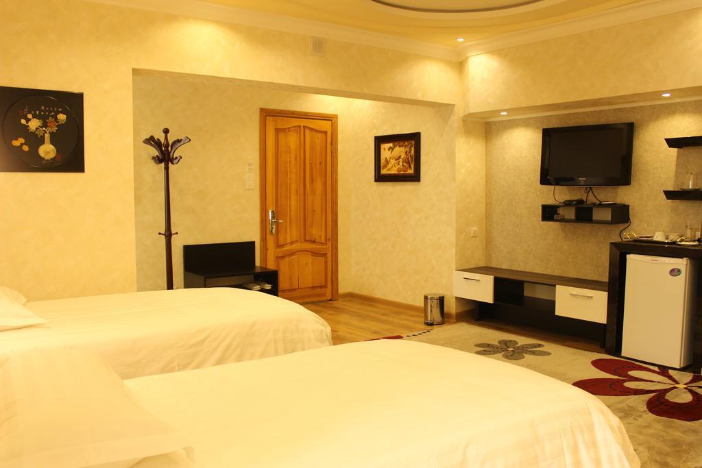 Atlas B&B Hotel Dushanbe Exterior foto